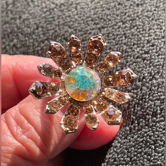 Vintage Jewelry - Vintage sparkly cocktail ring aurora borealis crystals adjustable